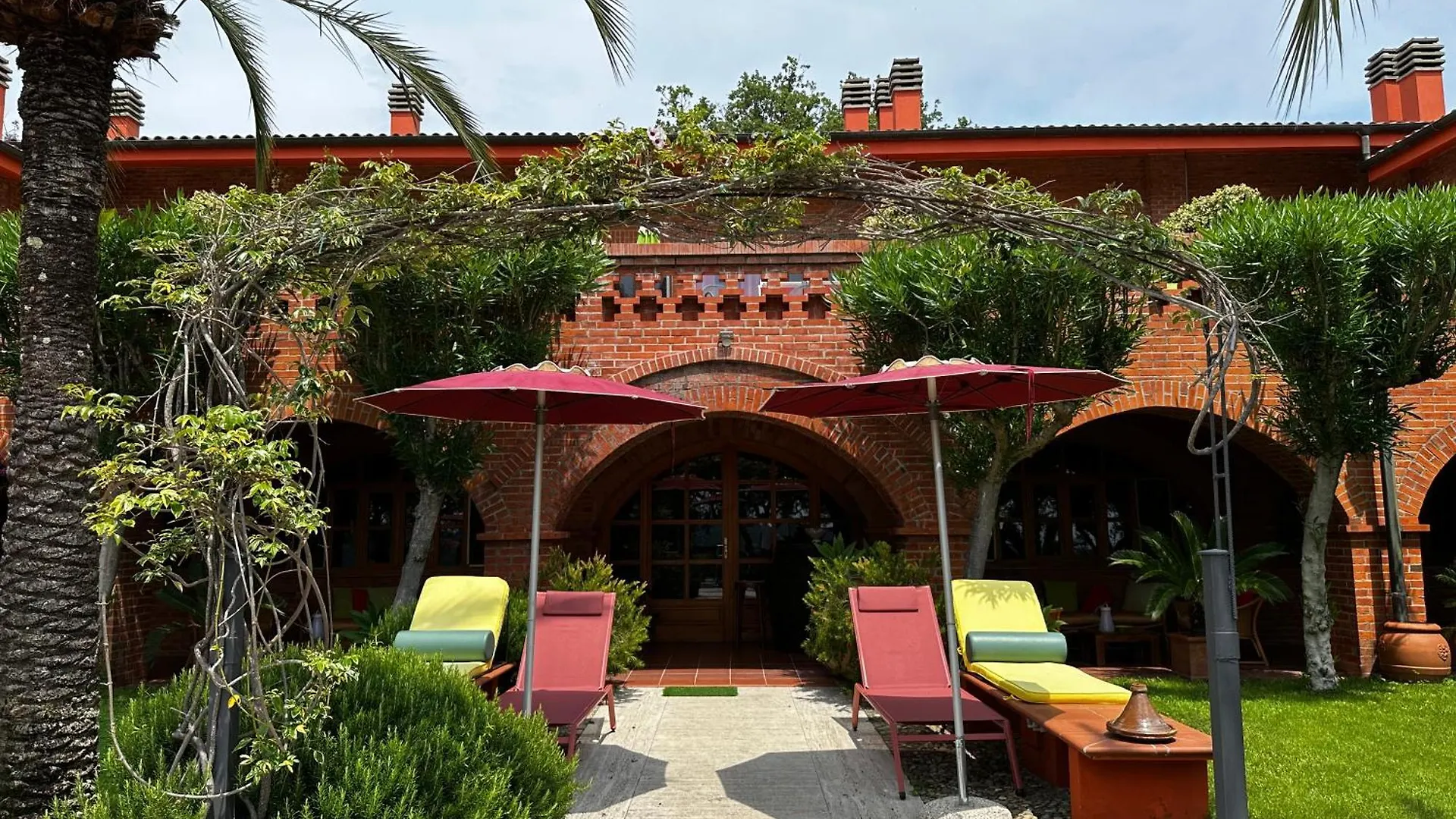 ***  Aparthotel Relais San Damian Imperia Italia