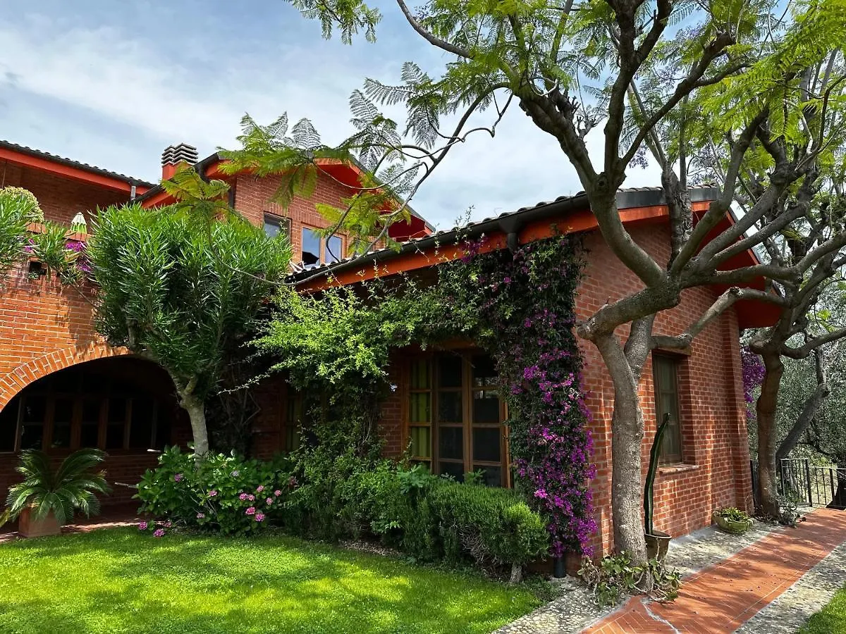 Relais San Damian Aparthotel Imperia